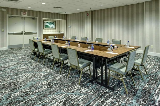 Images Embassy Suites by Hilton Williamsburg