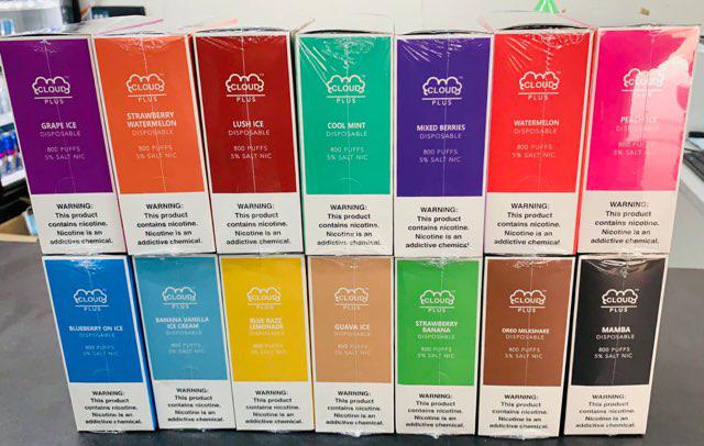 Thomas &amp; Sons Mini Grocery Logo