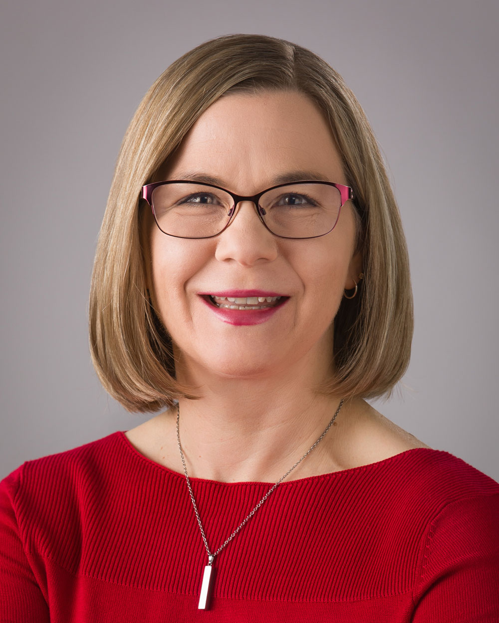 portrait of Lessli D. Putney MD