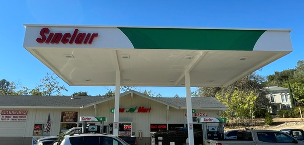 Sinclair Gas Station