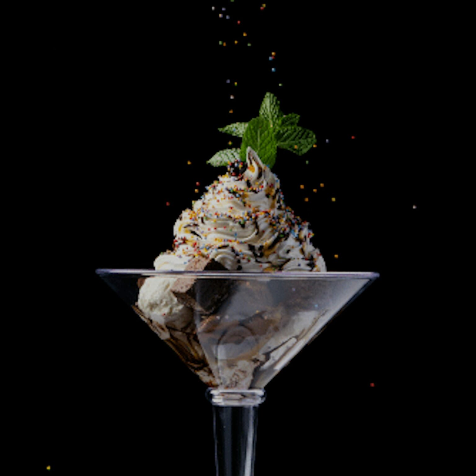 Brownie Sundae Martini (DESSERTS)