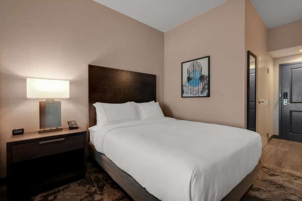 Images DoubleTree by Hilton Denver International Airport