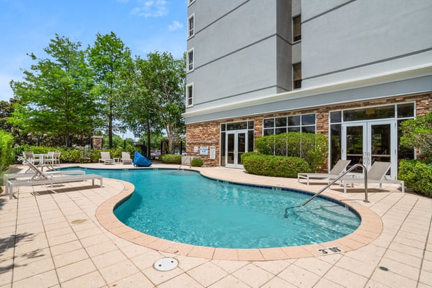 Images Holiday Inn Baton Rouge College Drive I-10 by IHG