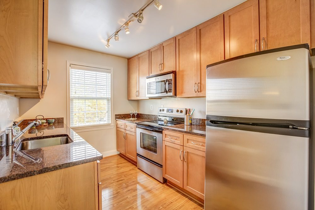 Images Myerton Apartments