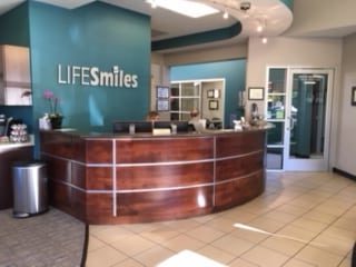 Images LIFESmiles Family and Cosmetic Dentistry