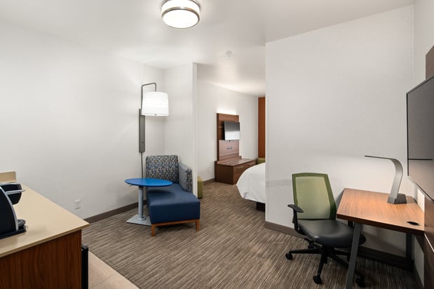 Images Holiday Inn Express & Suites Coeur D Alene I-90 Exit 11 by IHG
