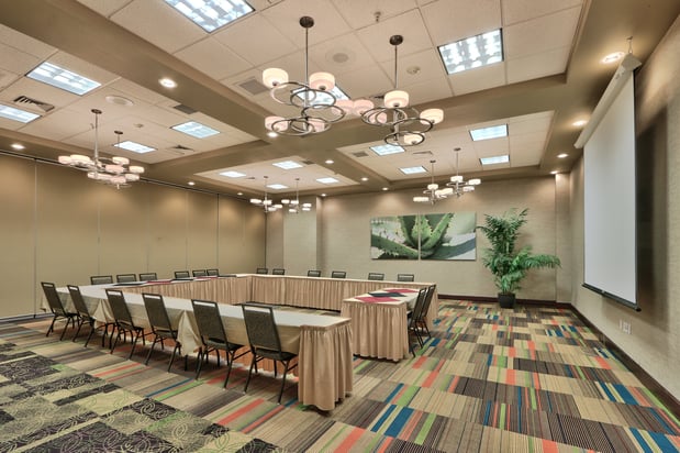 Images Holiday Inn & Suites Albuquerque-North I-25 by IHG