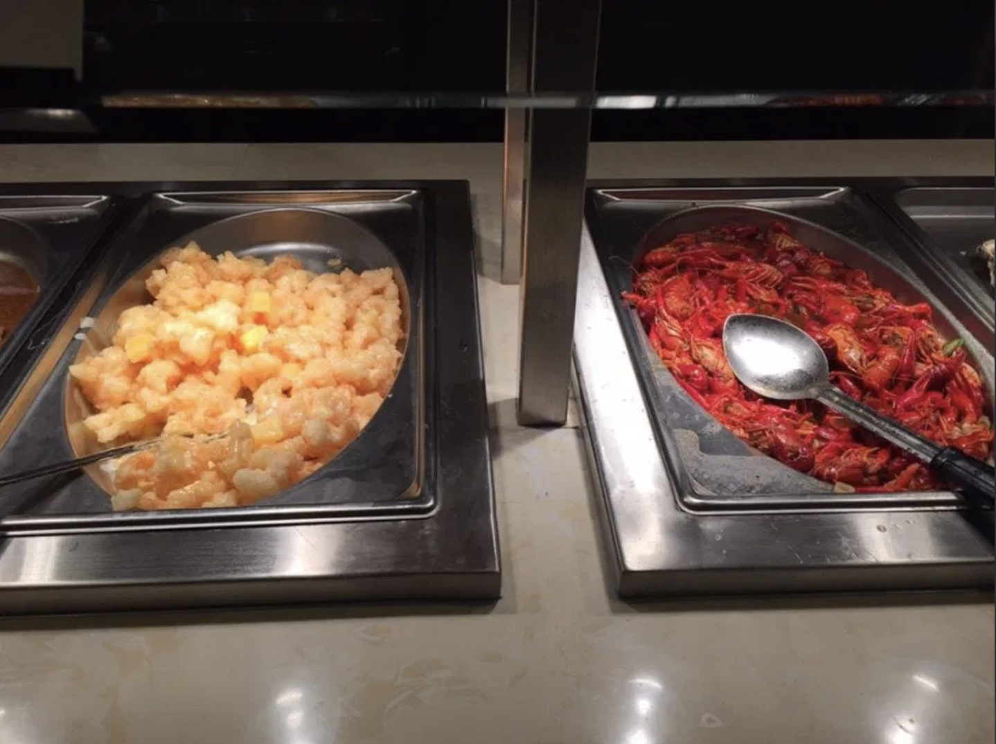 Welcome To Kobe Buffet Grill & Seafood in Foothill Ranch Seafood Buffet & Grill with sushi, sashimi, BBQ, desserts, dim sum.......more than 150 fresh items every day! Serving Draft Beer, Wine and Sake. Tel: (949) 380-0598 Add.: 26772 Portola Pkwy, Foothill Ranch, CA 92610