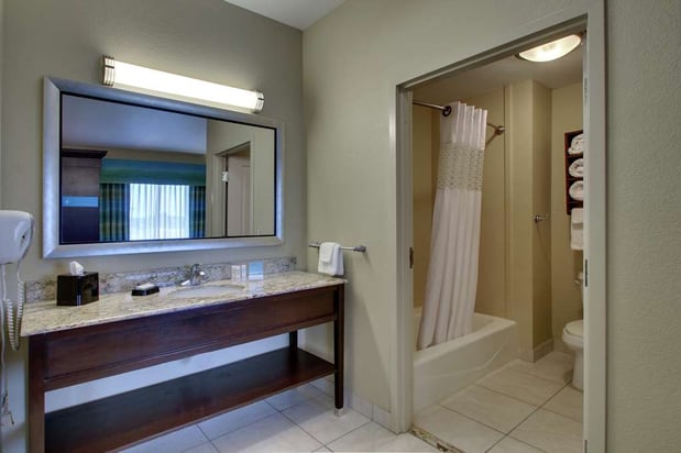 Images Hampton Inn Vernon