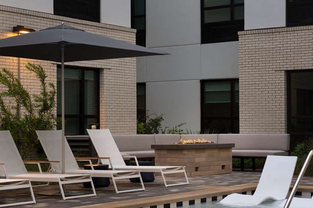 Images Hampton Inn Austin East Side 5th Street
