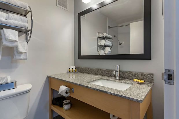 Images Best Western Plus University Inn