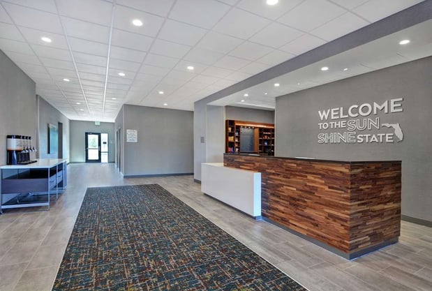 Images Hampton Inn & Suites Middleburg