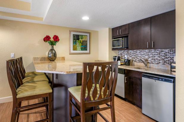 Images Holiday Inn Resort Orlando Lake Buena Vista by IHG