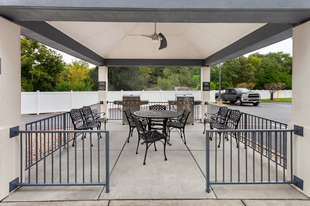 Images Candlewood Suites Harrisonburg by IHG