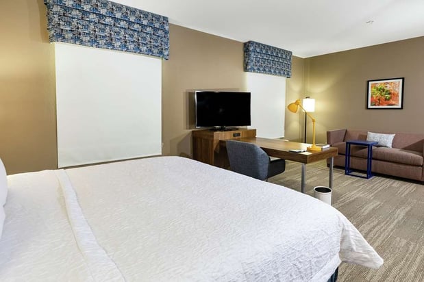 Images Hampton Inn & Suites Columbia Killian Road