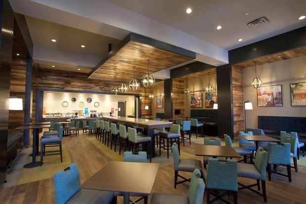 Images Hampton Inn & Suites Downtown St. Paul