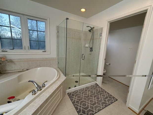 Images Vasquez glass services LLC