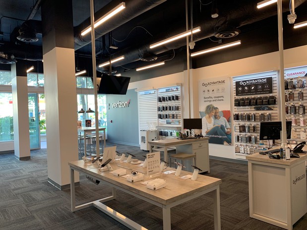 Images Verizon - CLOSED