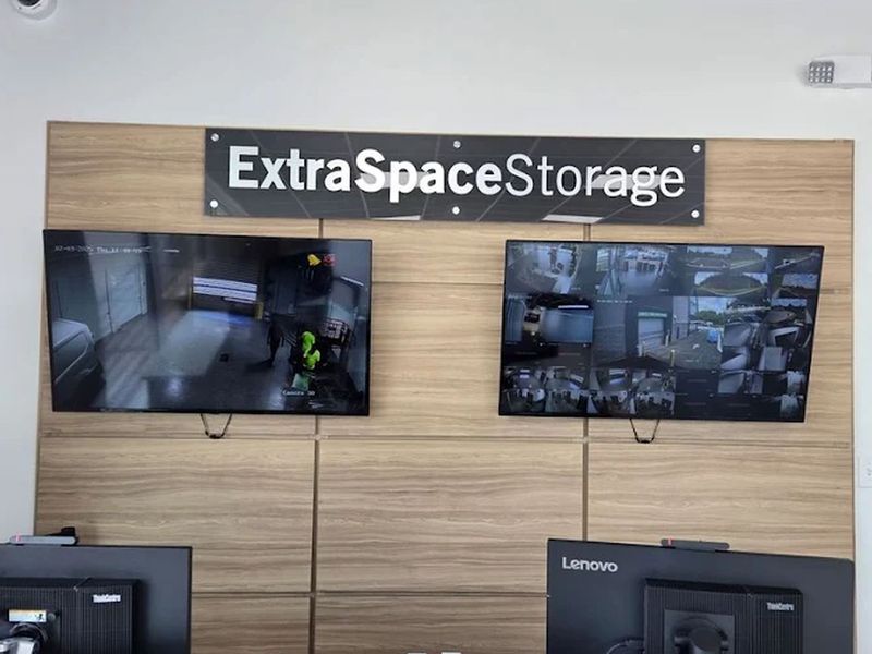 Images Extra Space Storage