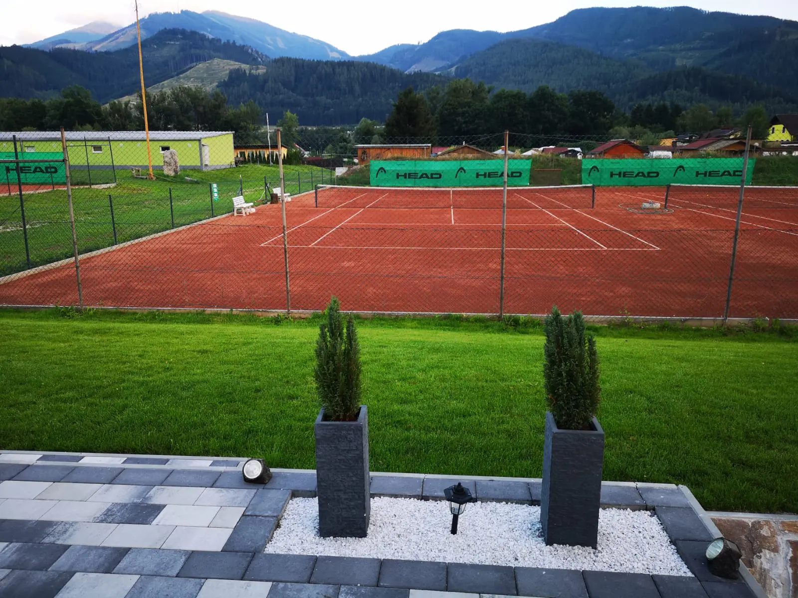 Bild 2 von P2-Tenniscenter