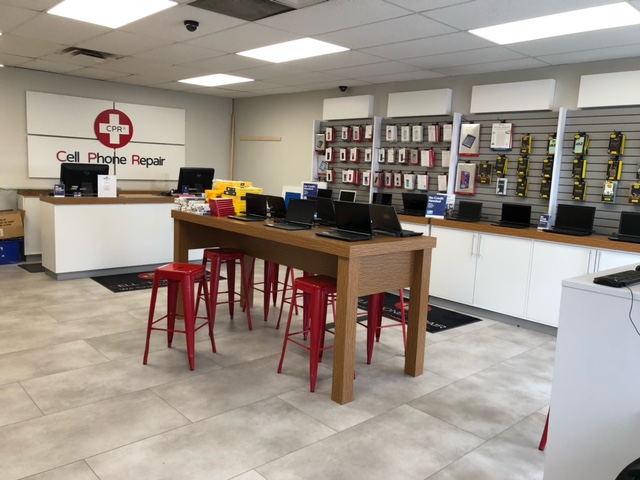 Store Interior Image of CPR Cell Phone Repair Indianapolis Castleton IN