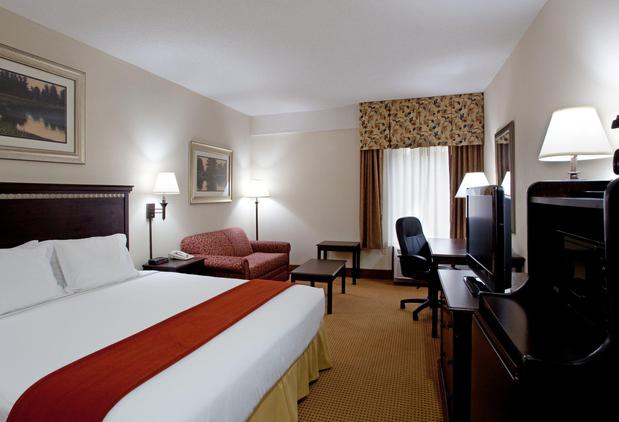Images Holiday Inn Express & Suites Lexington-Hwy 378, an IHG Hotel