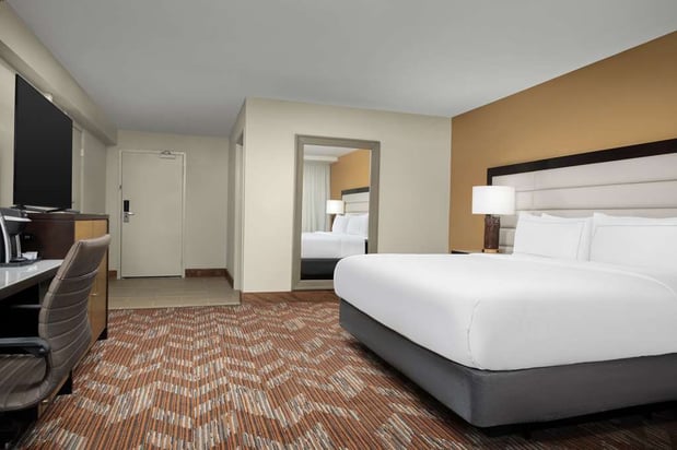 Images DoubleTree by Hilton Greensboro Airport