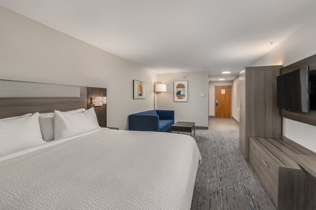 Images Holiday Inn Express & Suites Vancouver Mall/Portland Area by IHG