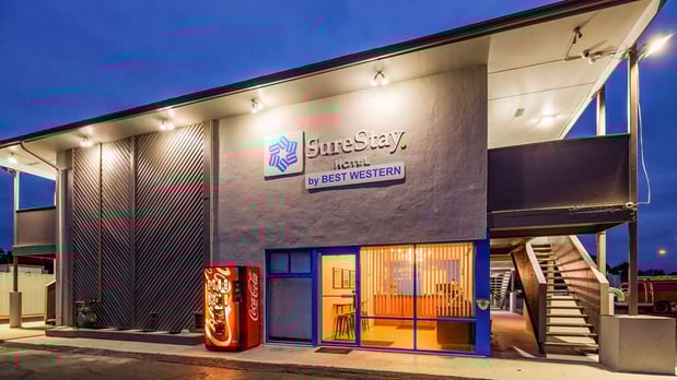 Images SureStay by Best Western Findlay