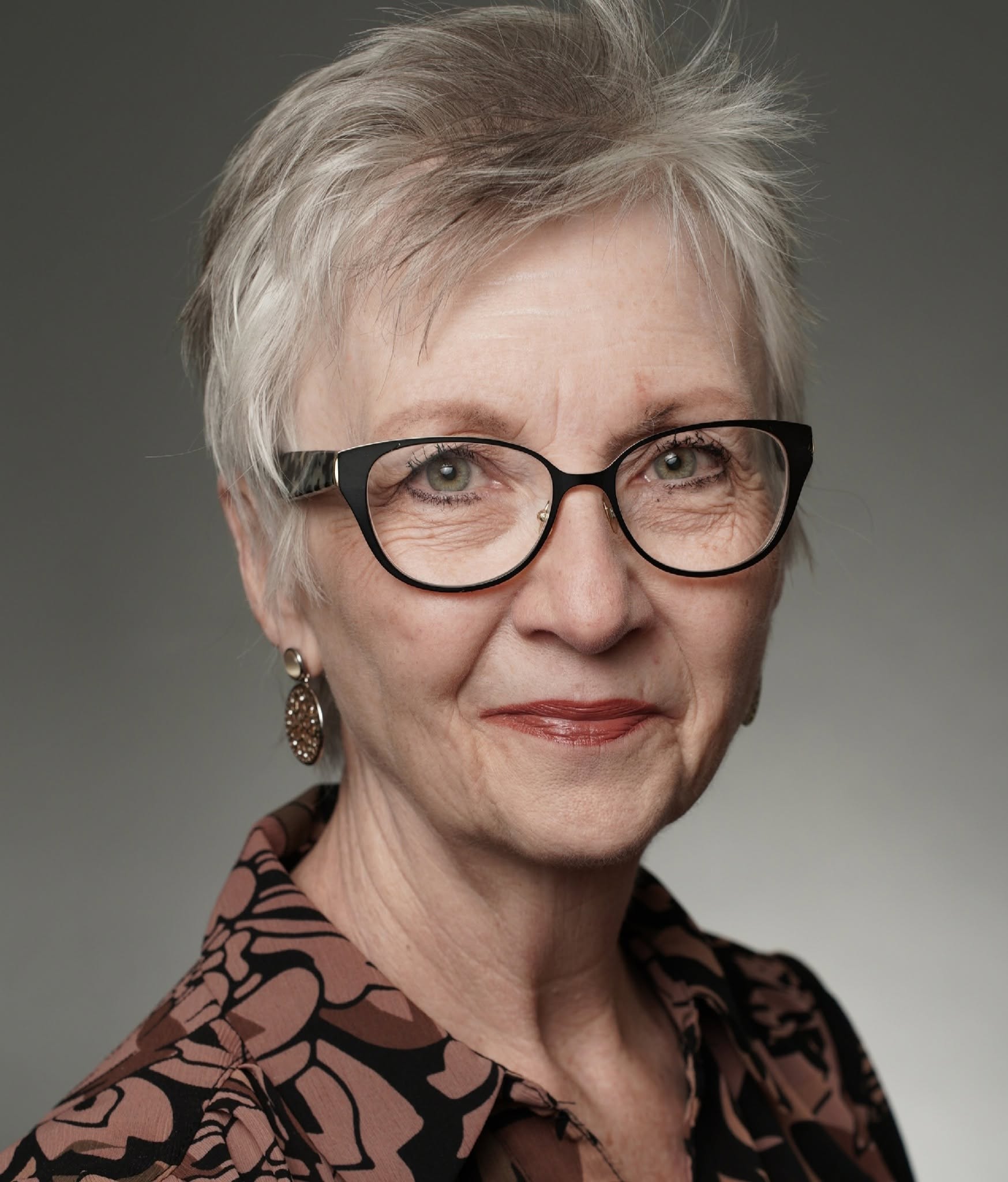 Beth Olson Realtor, Howe Realty Group