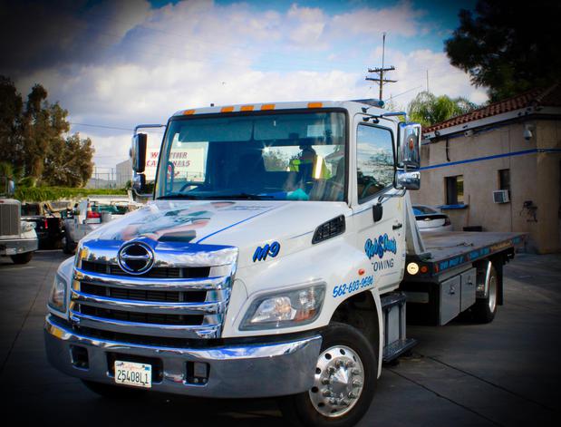 Images Bob & Dave's Towing