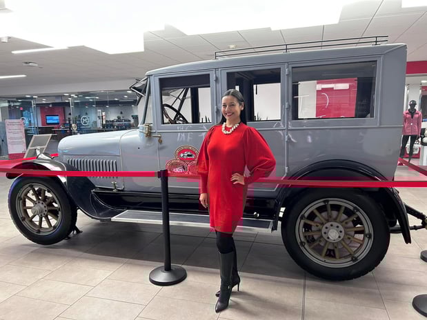 Images Crystal Martinez - State Farm Insurance Agent
