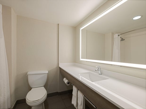 Images Holiday Inn Express & Suites Ft. Lauderdale-Plantation by IHG