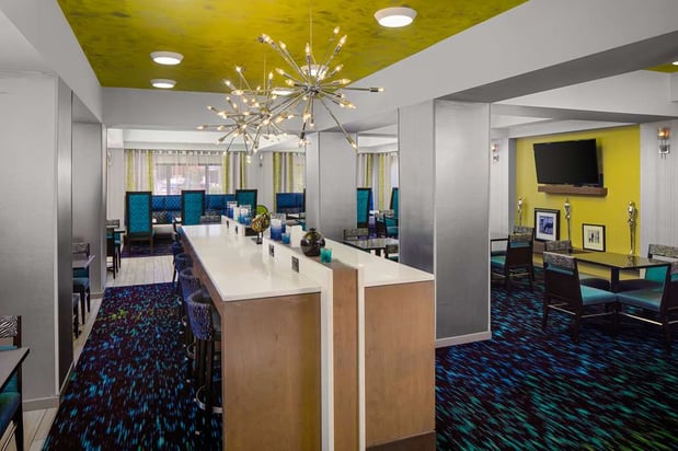 Images Hampton Inn & Suites Nashville-Airport