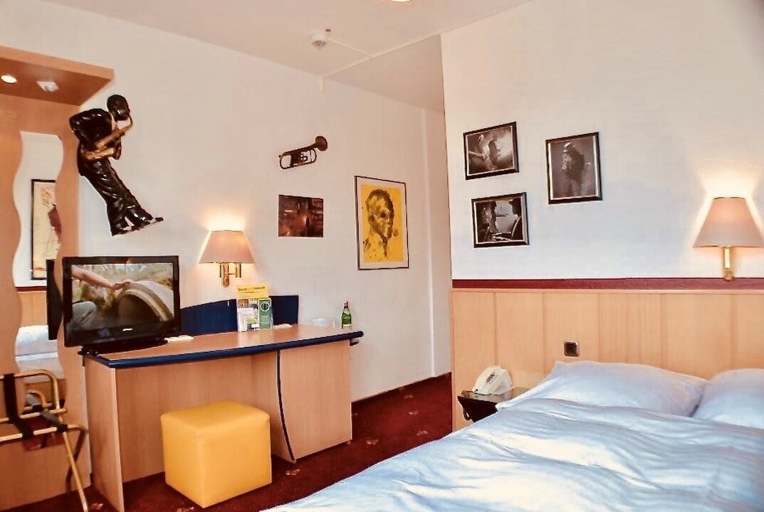 Retro-Art-Hotel Lünen, Dortmunder Straße 10 in Lünen