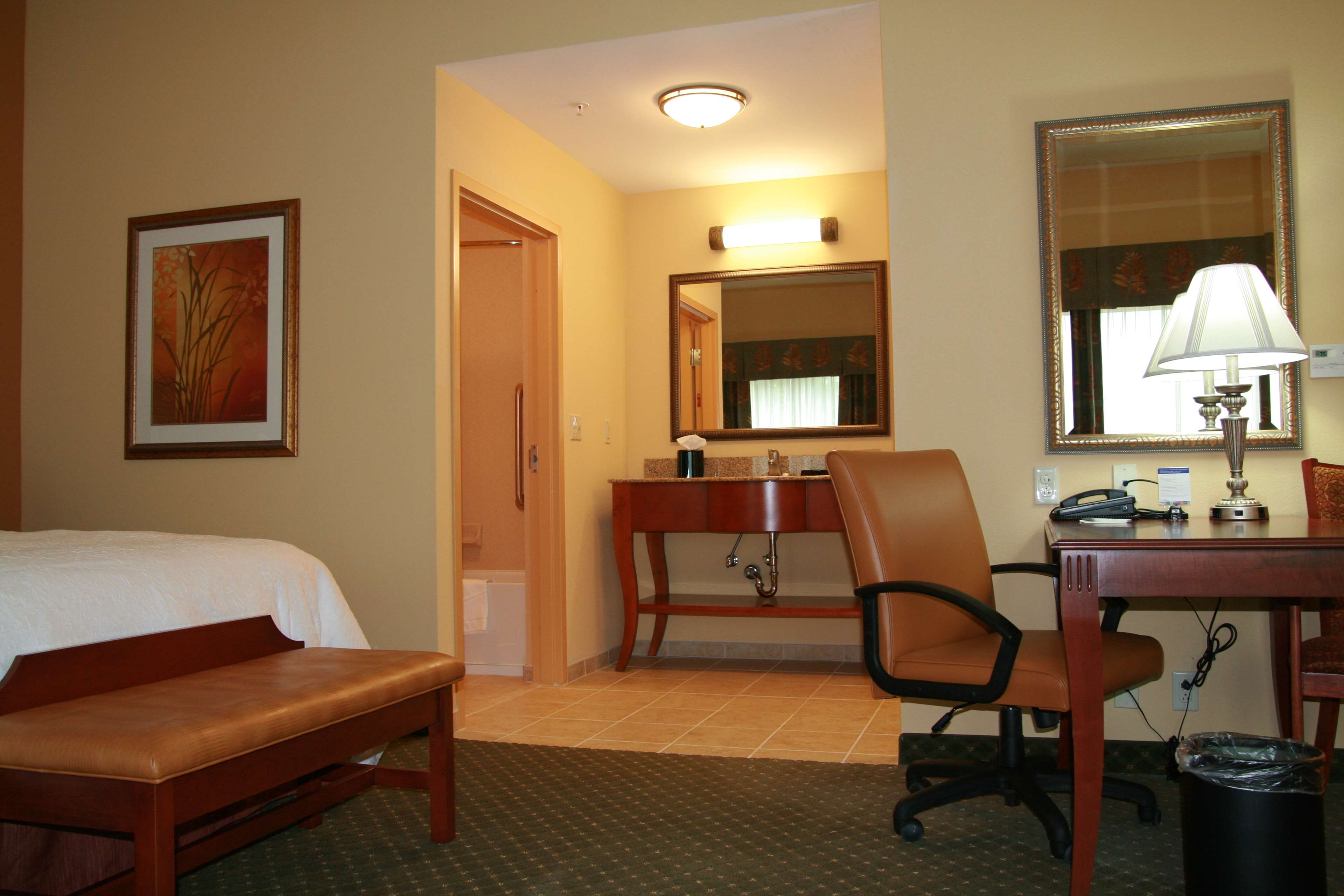 Guest room