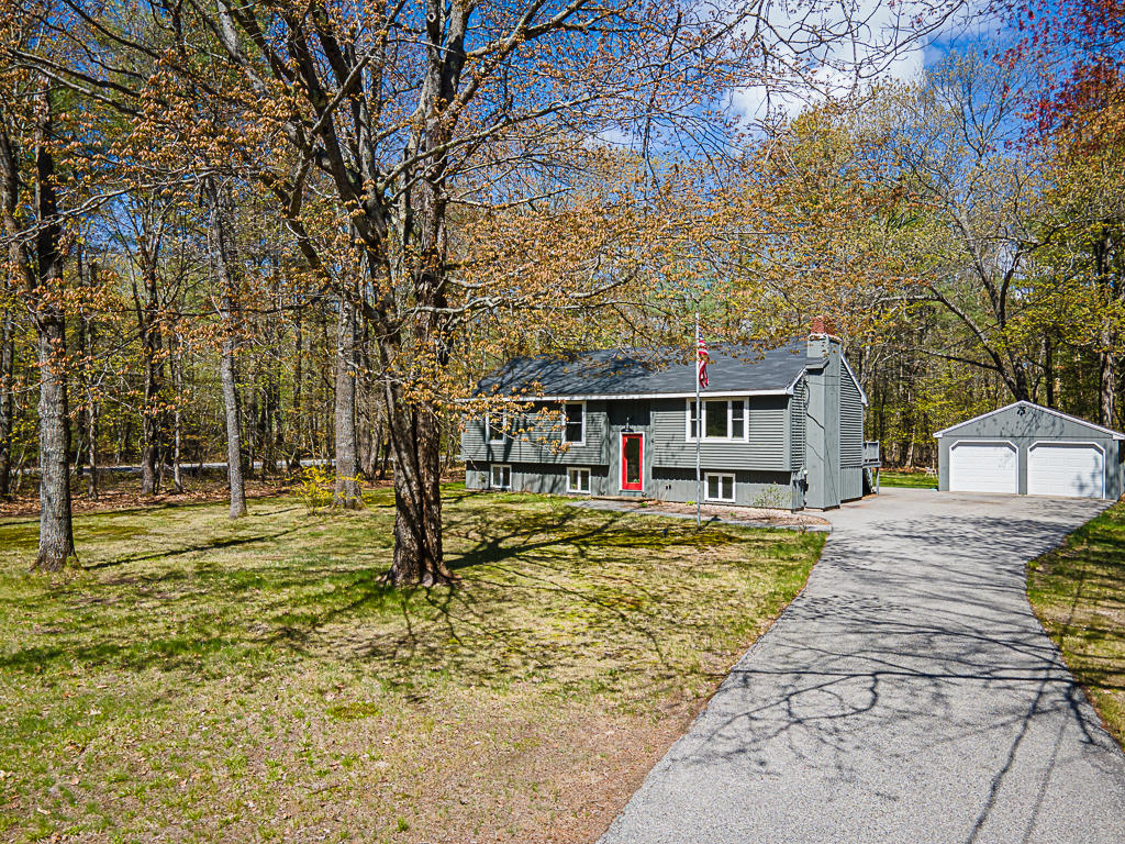 Completely renovated home on sprawling lot in Limington, Maine