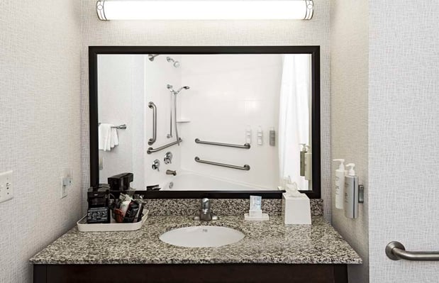 Images Hampton Inn & Suites Raleigh Downtown