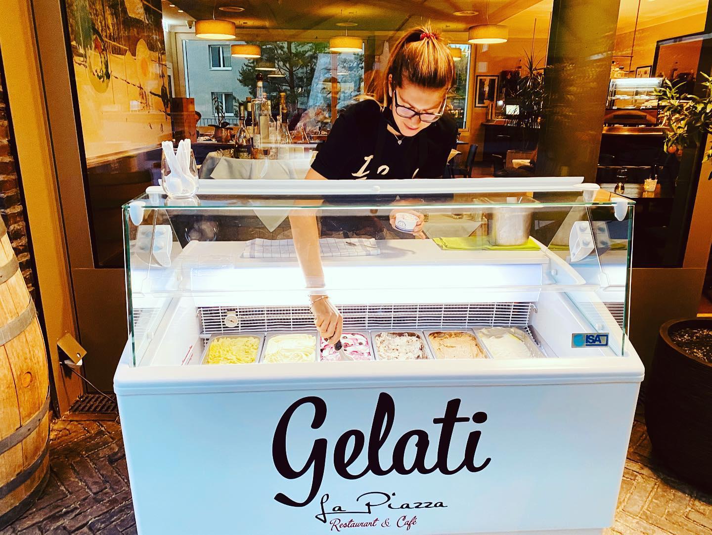 Restaurant La Piazza Friesenberg, Friesenbergplatz 7 in Zürich