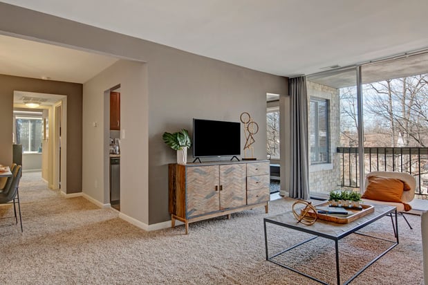 Images Eagle Rock Apartments at West Springfield