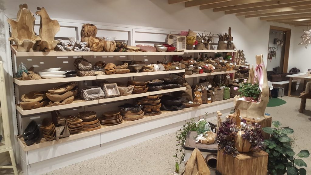 Dekorela, Linzerstraße 4 in Traun