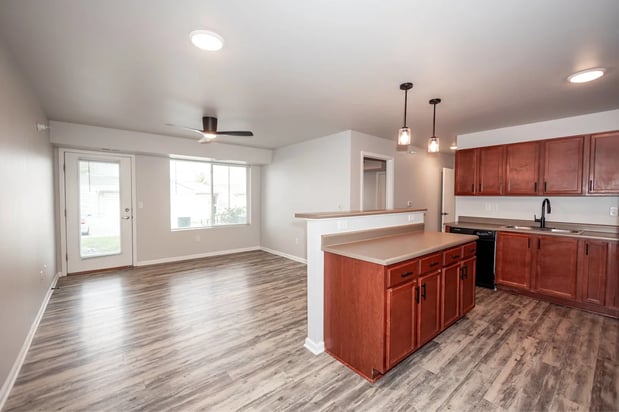 Images Meadowlark Place