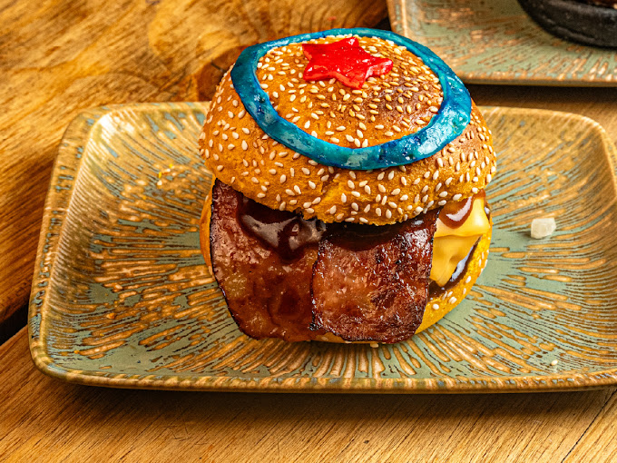 Ovante - Hamburguesería Y Tapas En Barcelona