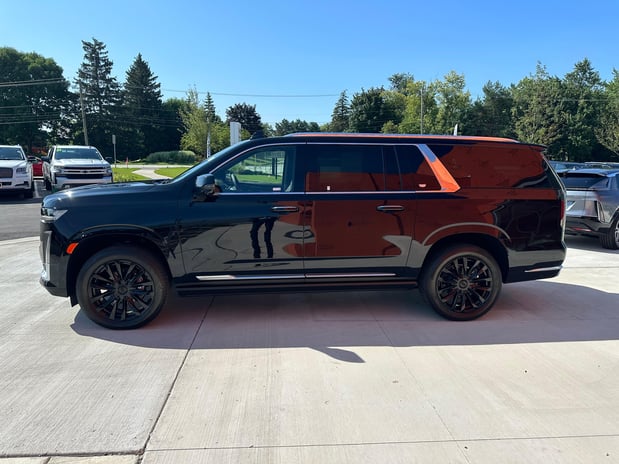 Images Level Up Limo - Chicago Luxury Limos and Chauffeur Service