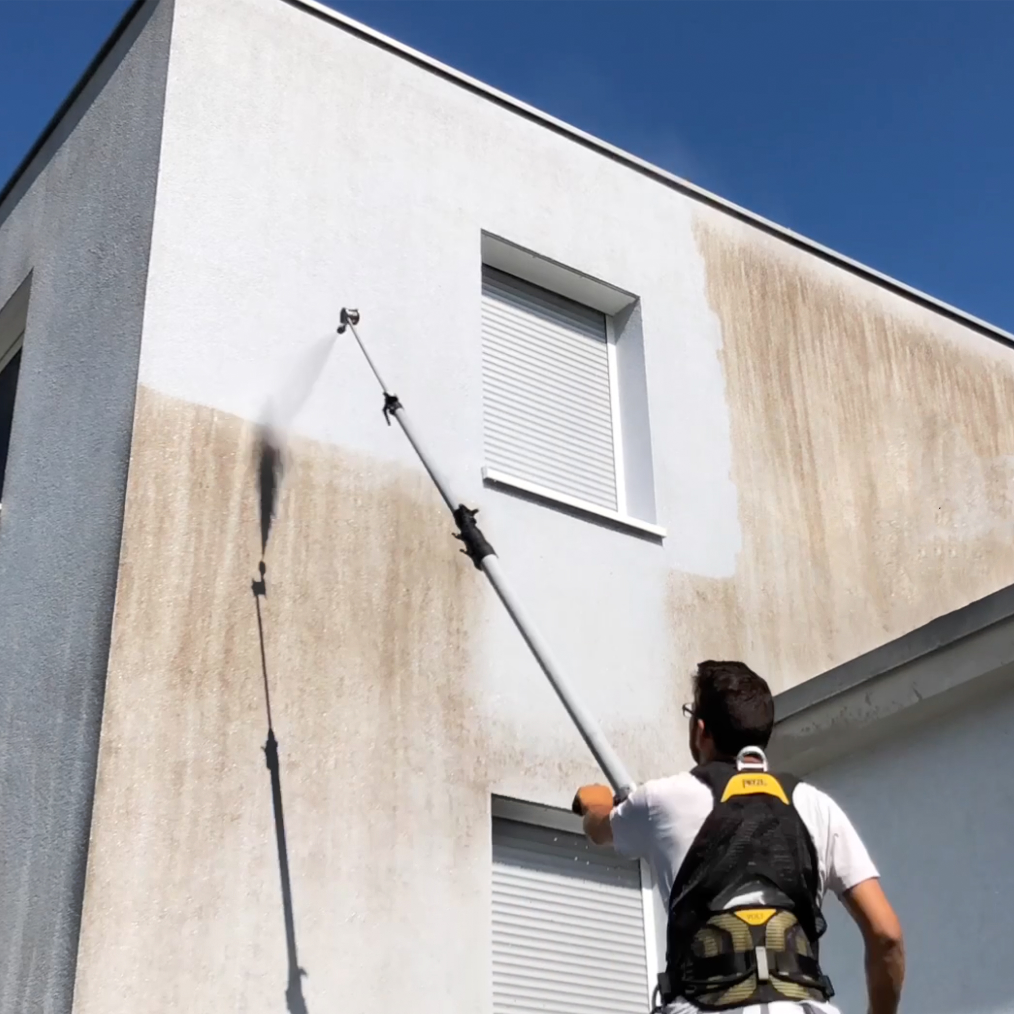 Bild 4 von Algenmax Fassadenreinigung