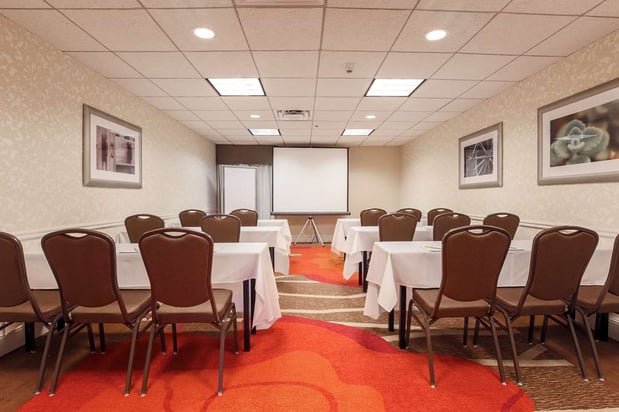 Images Hilton Garden Inn Dallas/Market Center