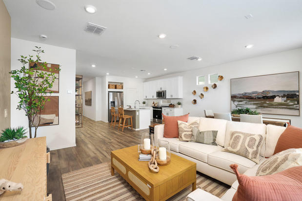 Images North Copper Canyon by Oakwood Homes