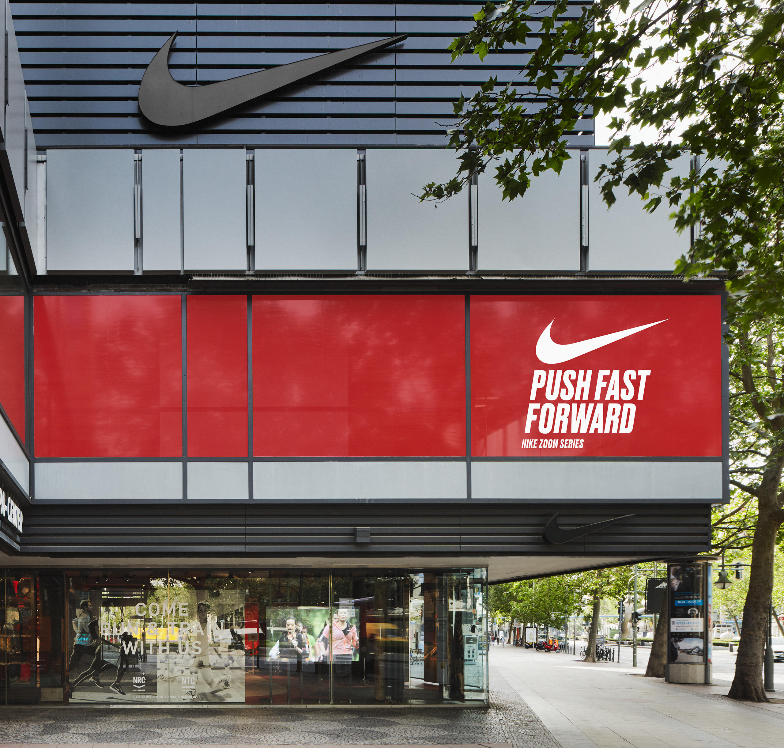 Kundenbild groß 10 Nike Store Berlin