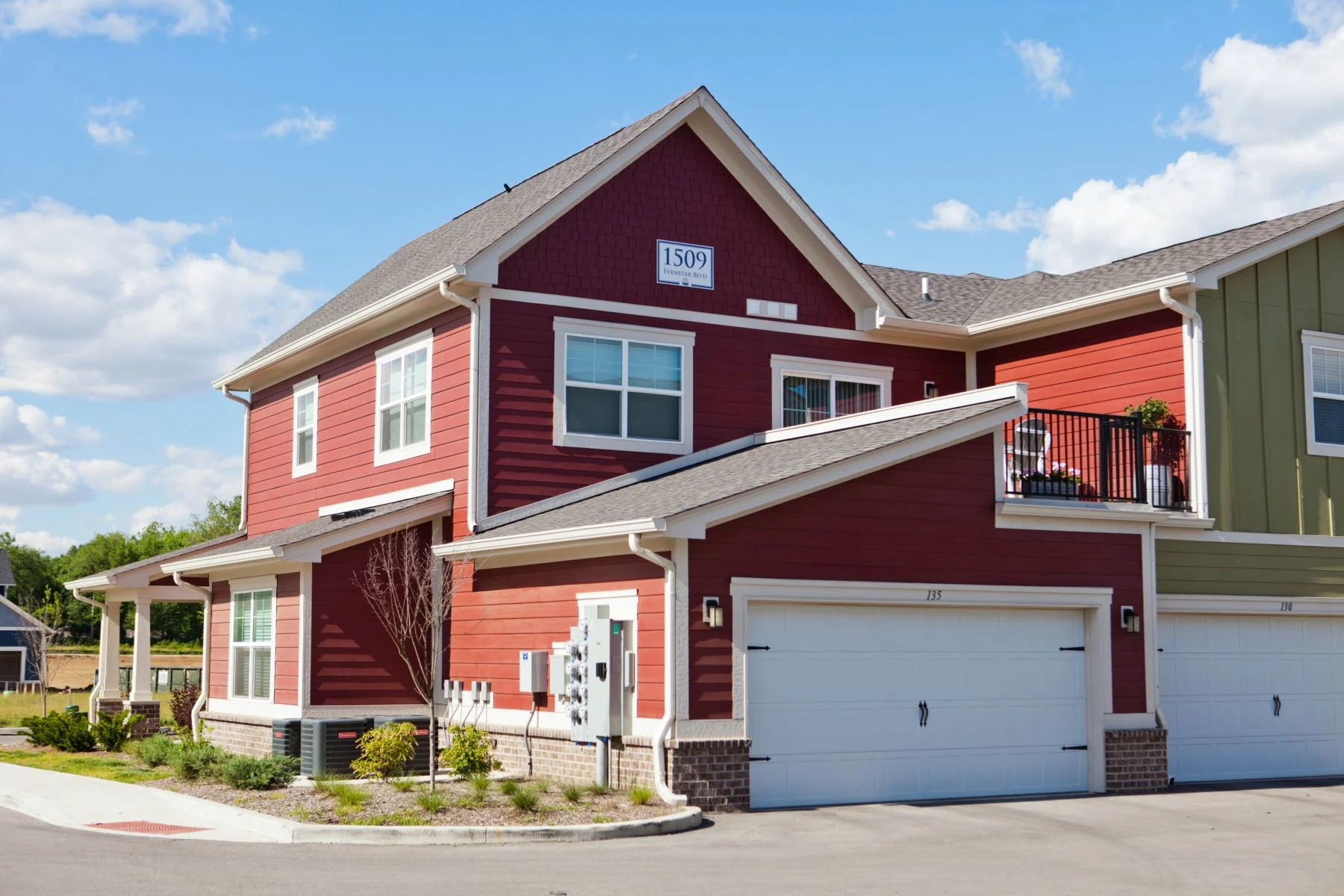 Attached 1 or 2-car garages 