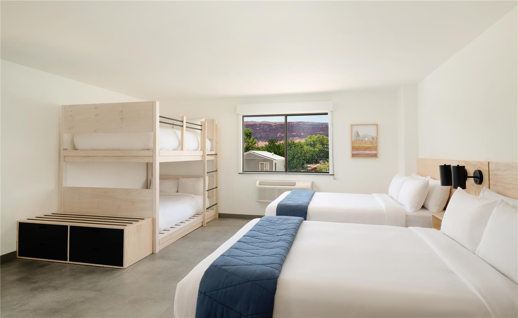 Guest room